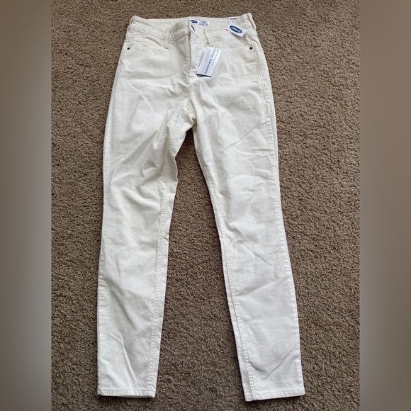Old Navy Pants - NWT rockstar pants